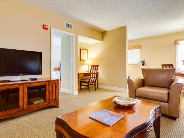 Sun Harbour Boutique Hotel : photo 8 de la chambre suite lit king-size