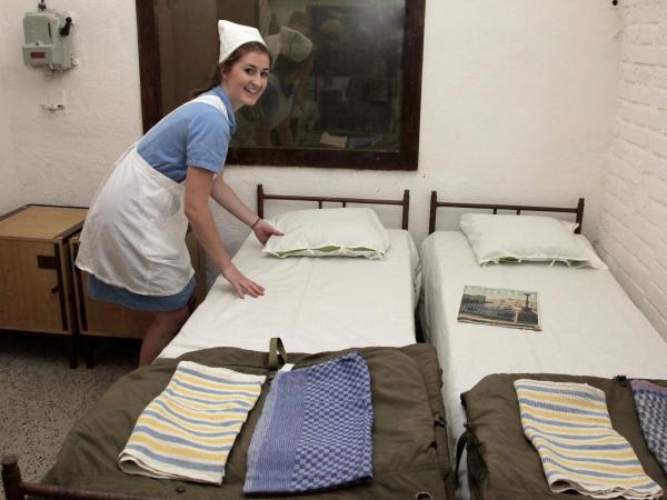 10-Z Bunker : photo 3 de la chambre chambre double ou lits jumeaux avec salle de bains commune