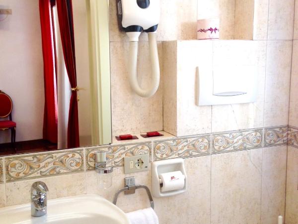 Hotel Serenissima : photo 9 de la chambre chambre double ou lits jumeaux