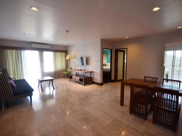 Sakorn Residence and Hotel : photo 4 de la chambre appartement exécutif 2 chambres