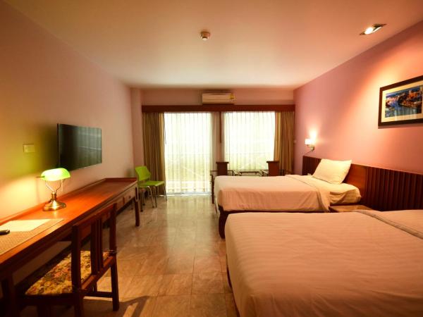 Sakorn Residence and Hotel : photo 3 de la chambre chambre lits jumeaux supérieure