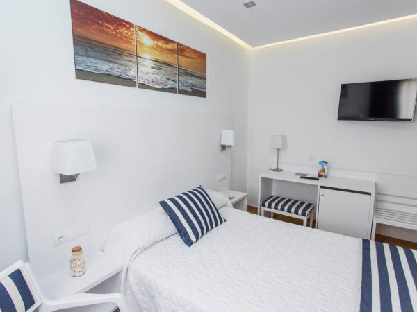 Hotel Voramar : photo 6 de la chambre chambre simple