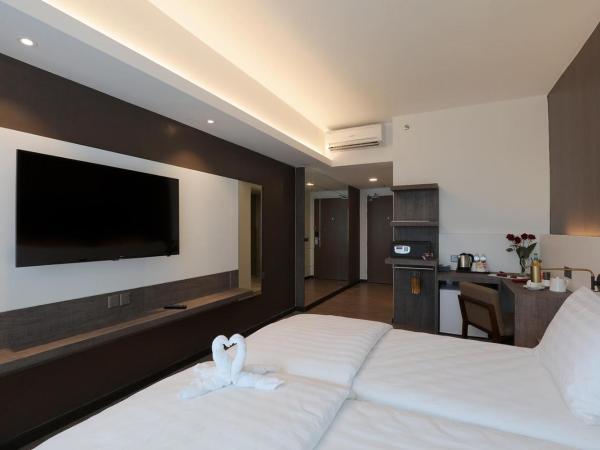 Amerin Hotel Johor Bahru : photo 2 de la chambre suite