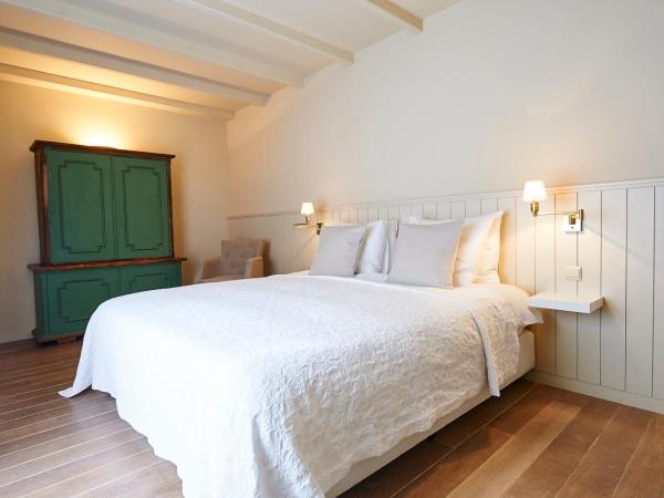B&B Maryline : photo 1 de la chambre chambre lit king-size