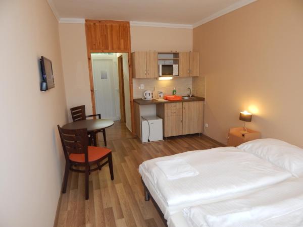 Ágnes Vendégház : photo 1 de la chambre chambre double ou lits jumeaux