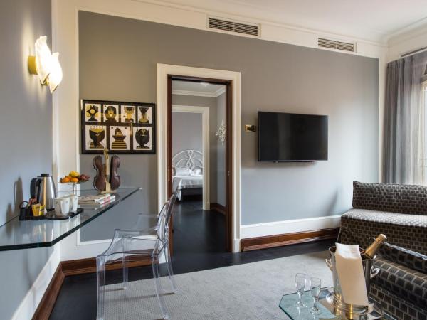 Art Hotel Orologio : photo 4 de la chambre suite supérieure