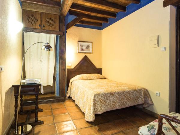 Hotel América : photo 2 de la chambre chambre simple