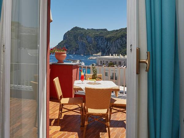 Palatium Mari : photo 6 de la chambre chambre double Économique avec terrasse - vue sur mer