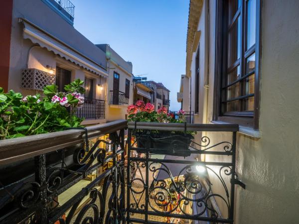 11City Rooms : photo 7 de la chambre studio standard avec balcon