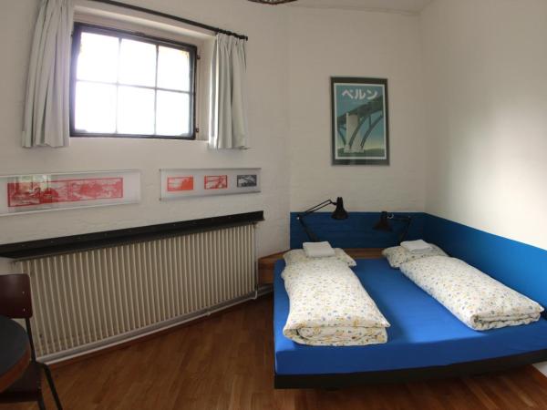 Basel Backpack : photo 7 de la chambre chambre double avec salle de bains commune