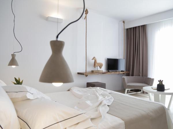 Livin Mykonos Hotel - Adults Only : photo 5 de la chambre suite junior - vue sur mer