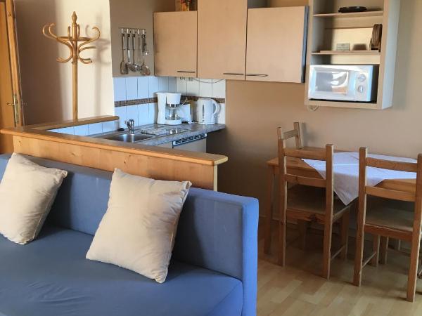 Haus Salzburgblick (ehem. Haus Elisabeth) : photo 2 de la chambre chambre triple avec balcon