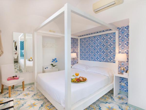 Relais Correale Rooms & Garden : photo 3 de la chambre chambre double classique