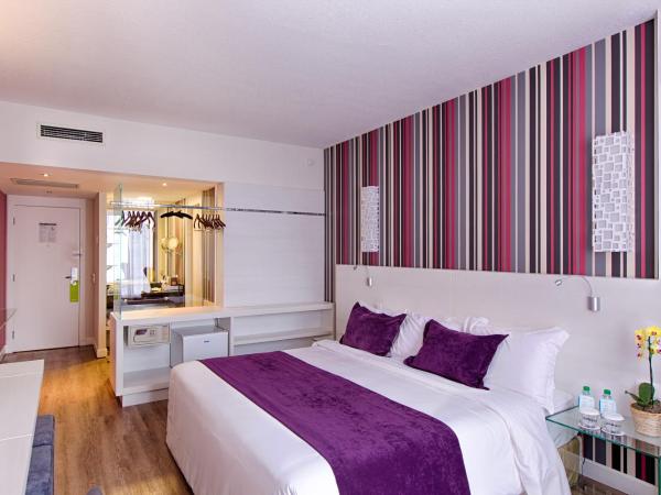 Radisson Hotel Curitiba : photo 8 de la chambre luxury queen non smoking