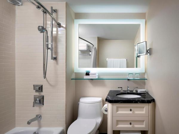 Fairmont Royal York Hotel : photo 3 de la chambre chambre lit king-size de luxe