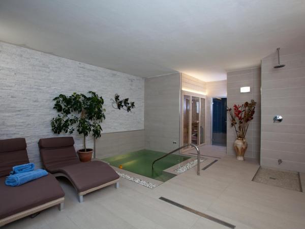 Hotel Residence Villa Del Mare : photo 2 de la chambre chambre double ou lits jumeaux avec accès spa