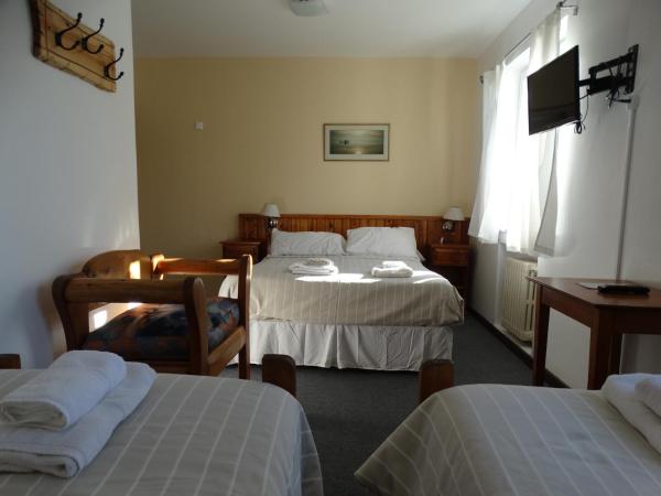 Hosteria La Pastorella : photo 3 de la chambre chambre quadruple