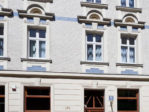 Zulian Aparthotel by Artery Hotels : photo 1 de la chambre chambre double ou lits jumeaux - vue sur ville