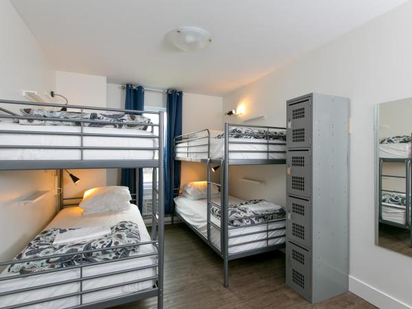 Samesun Kelowna Hostel : photo 3 de la chambre lit dans dortoir pour femmes de 4 lits
