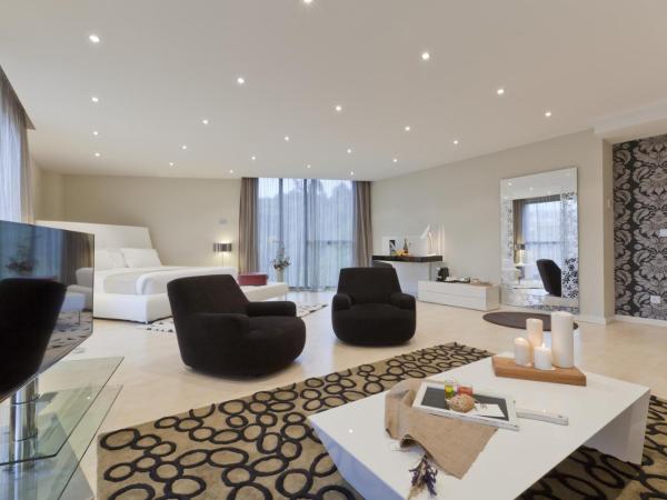 Hotel Gran Bilbao : photo 6 de la chambre suite avec jacuzzi