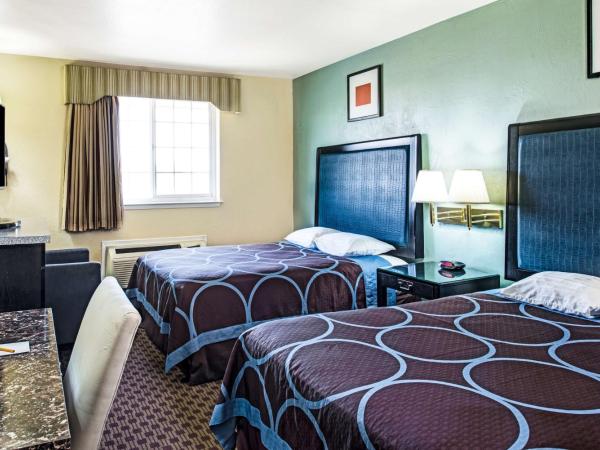 Super 8 by Wyndham Sacramento/Florin Rd : photo 4 de la chambre chambre 2 lits queen-size - non-fumeurs