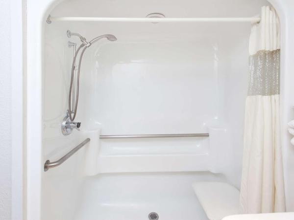 Baymont by Wyndham Smyrna : photo 8 de la chambre chambre standard avec 2 lits doubles-non-fumeurs