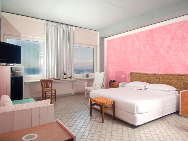 The Marmara Antalya : photo 3 de la chambre chambre triple - vue sur mer