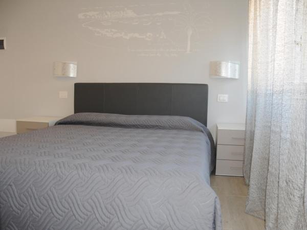 Affittacamere La Perla : photo 8 de la chambre chambre double avec salle de bains privative