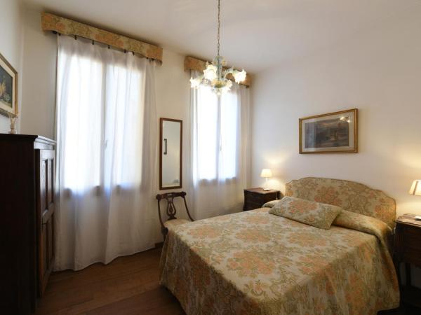 Le Due Corone Bed & Breakfast : photo 5 de la chambre chambre simple deluxe