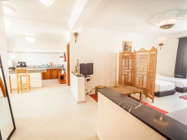 Résidence Louzani : photo 6 de la chambre appartement (4 adultes)