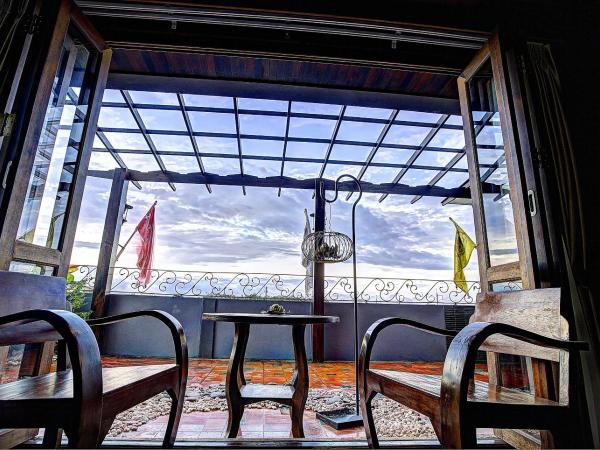 Singha Montra Lanna Boutique Style Hotel : photo 8 de la chambre suite signature singhamontra