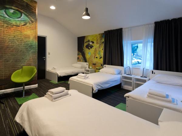 Hostel 365 For U : photo 3 de la chambre lit dans dortoir mixte de 8 lits