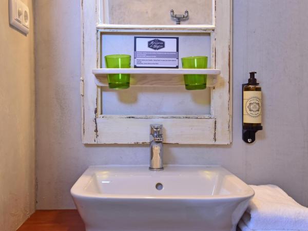 Mercearia D'Alegria Boutique B&B : photo 4 de la chambre chambre double supérieure