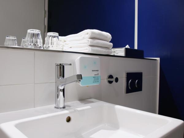 Absalon Hotel : photo 7 de la chambre petite chambre double