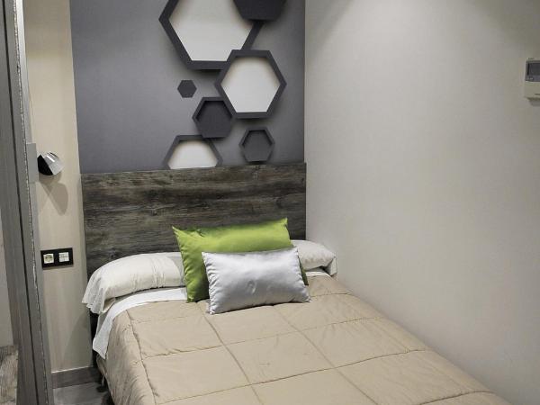 Hostal Barcelona : photo 10 de la chambre chambre simple