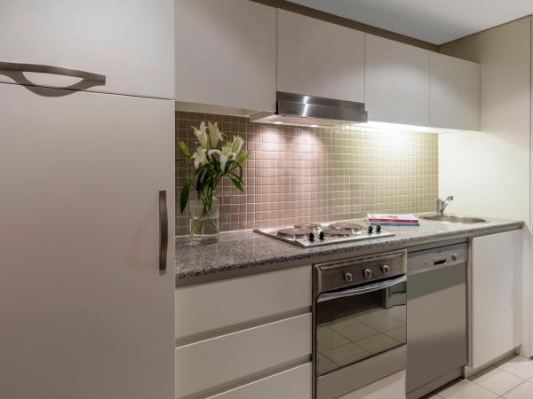 Oaks Glenelg Plaza Pier Suites : photo 3 de la chambre appartement 2 chambres