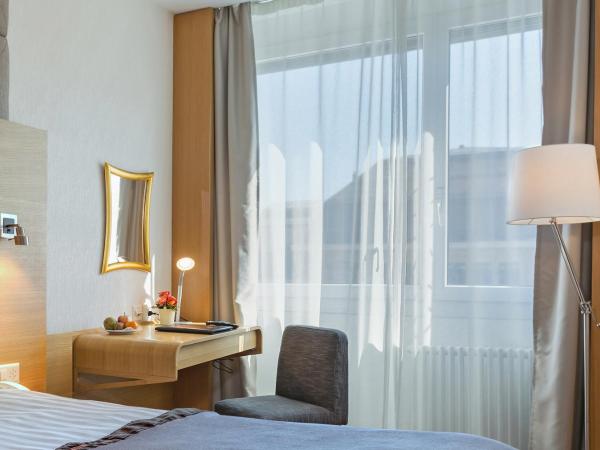 Continental Hotel Lausanne : photo 4 de la chambre chambre simple Économique