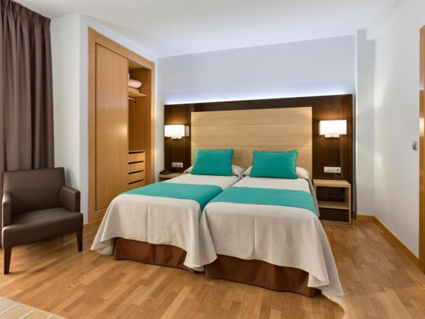 Hotel Baviera : photo 4 de la chambre chambre double ou lits jumeaux