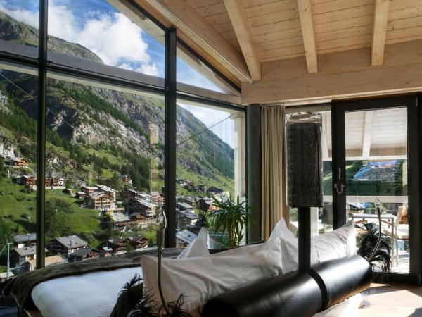 Matterhorn FOCUS Design Hotel : photo 5 de la chambre chambre double supérieure - vue sur zermatt