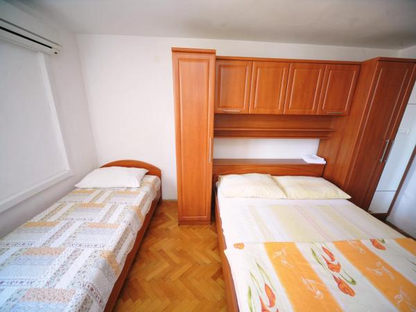 Rooms Novaković : photo 2 de la chambre chambre triple - vue sur mer