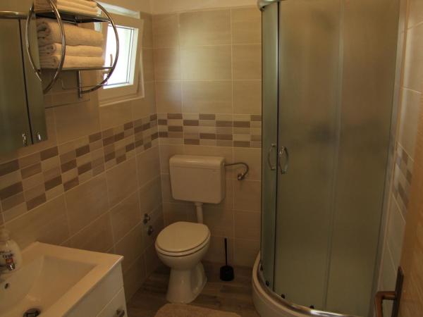 Bed & Breakfast Novalja Inn : photo 7 de la chambre chambre triple confort