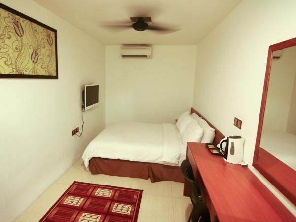 AG Hotel Penang : photo 4 de la chambre chambre standard lit queen-size