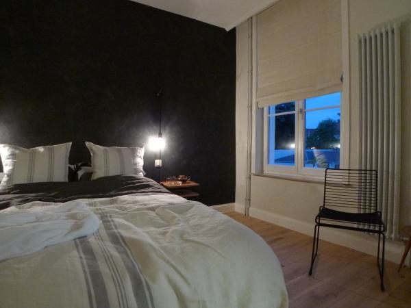 The Doghouse B&B : photo 6 de la chambre chambre lit king-size