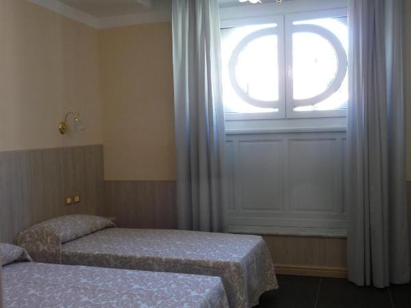 Hotel Cantore : photo 3 de la chambre chambre double ou lits jumeaux