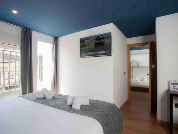 Casual del Cine Valencia : photo 10 de la chambre chambre familiale avec terrasse 