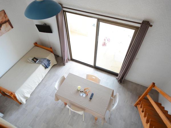 Residence Roc E Mare Cargèse : photo 5 de la chambre appartement 1 chambre avec vue sur mer (6 adultes)