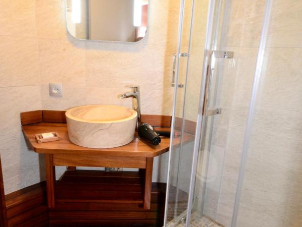 Green hotels Confort Paris 13 : photo 6 de la chambre chambre double ou lits jumeaux