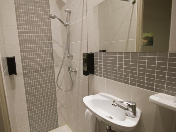 Le Strasbourg Hotel : photo 3 de la chambre chambre double Économique