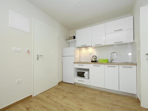 Idassa Atrium rooms : photo 2 de la chambre studio