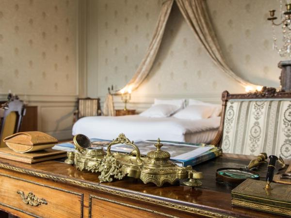 L'Hotel de Panette, Un exceptionnel château en ville - Cathédrale : photo 7 de la chambre suite prince charles de bourbon